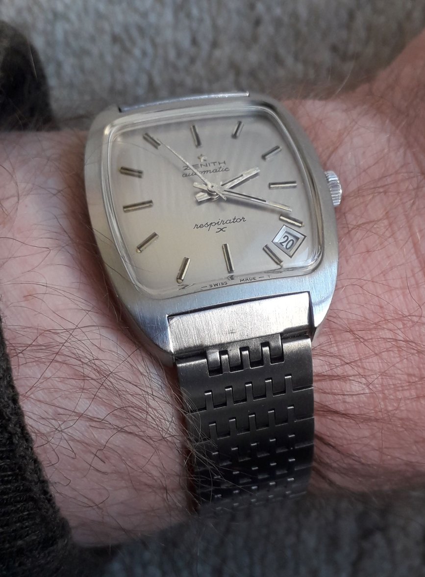 Zenith Respirator wristshot 05.jpg