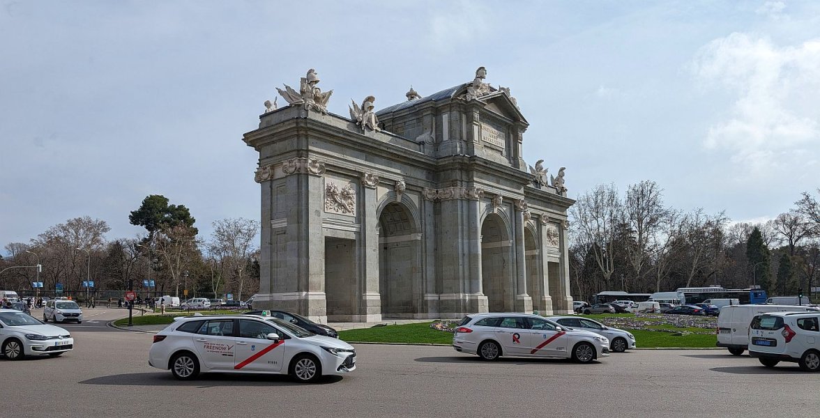 SGMT ws 3 Alcalá Gate PXL_20240214_132242106.jpg