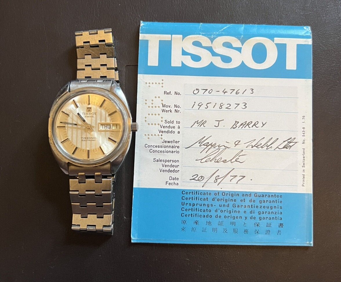 tissotbezel.jpg