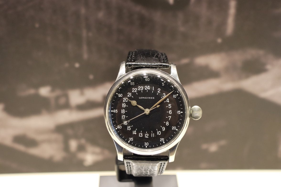 Longines MWU 20024-02.jpg