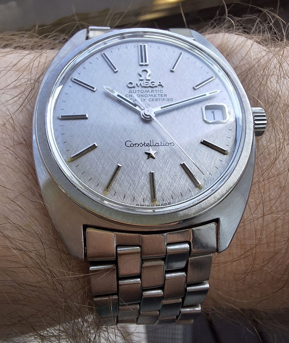 Omega Constellation 168 017 wristshot 06.jpg