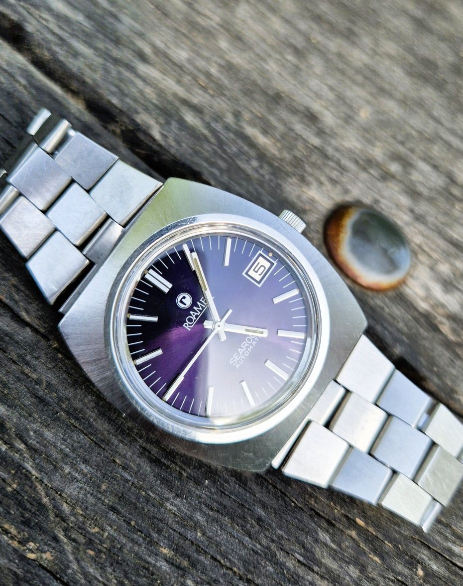 Roamer_Searock_Purple_Dial_03_edited.jpg
