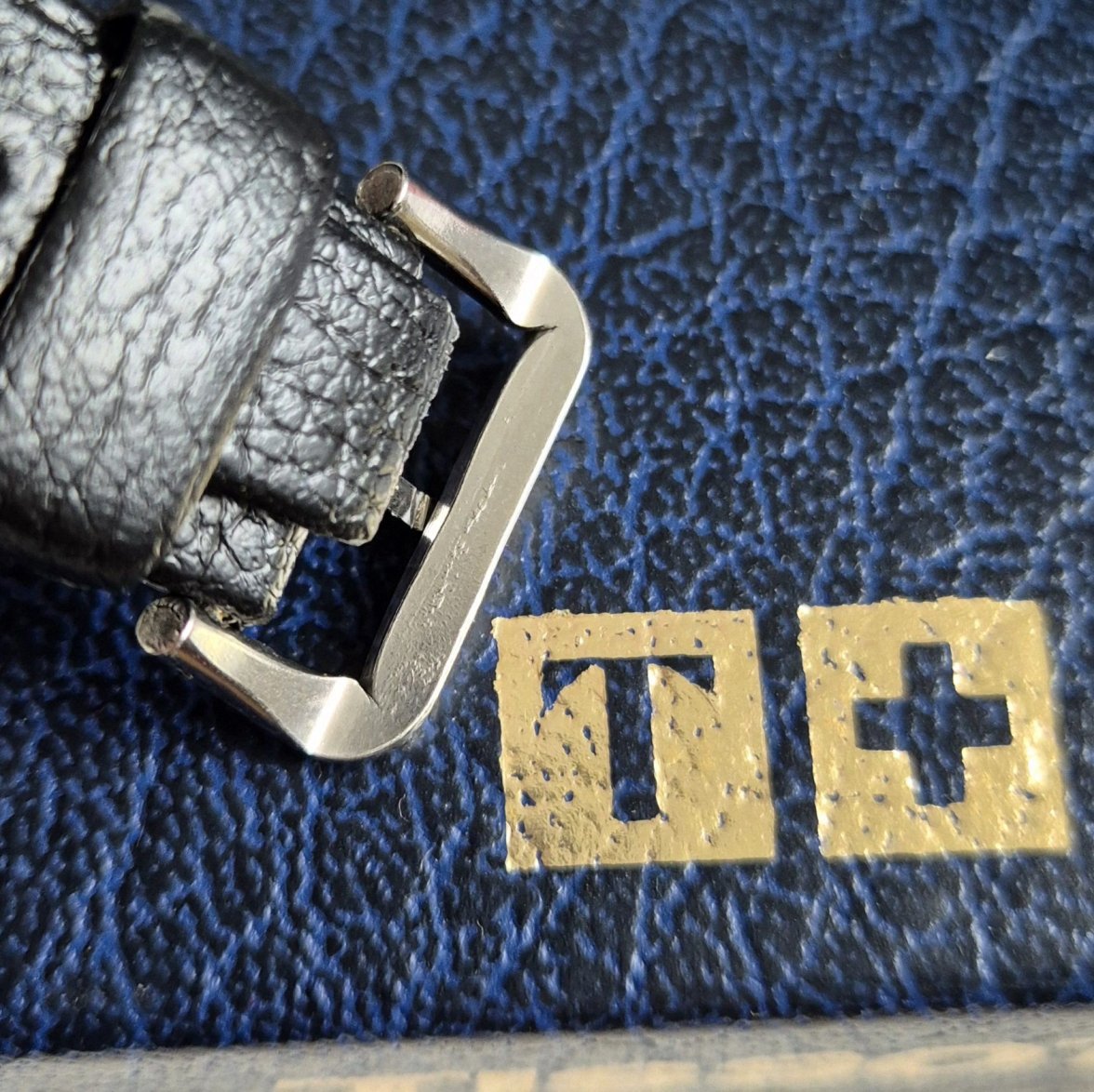 Tissot_Tropic_buckle_02.jpg