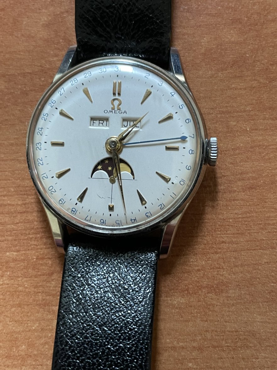 Omega_moon phases.jpg