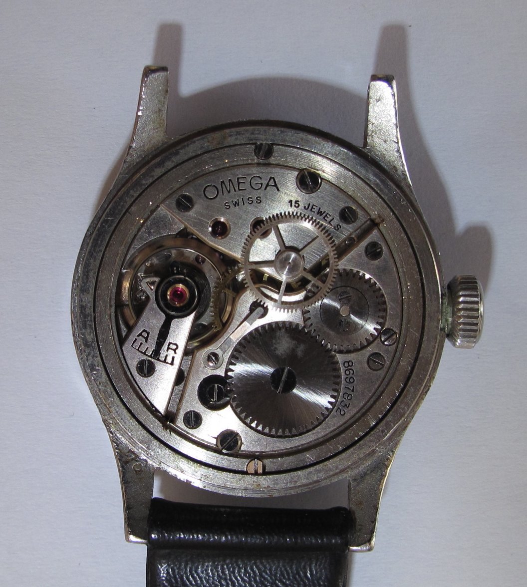 Omega Naiad movement 1 crop.JPG