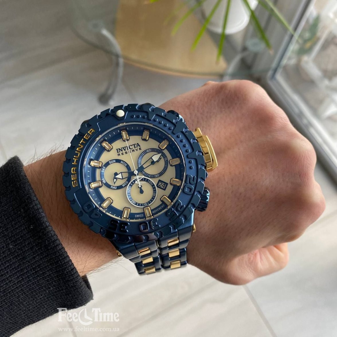 feeltime_invicta_37330_sea_hunter_wrist.1800x1800w.jpg