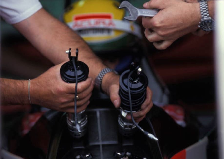 Team McLaren F1 watches 1992.jpg