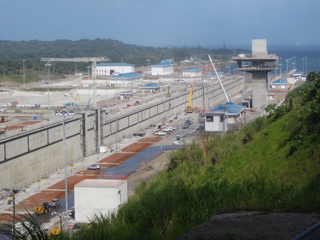 new Gatun locks IMG_1343.jpg