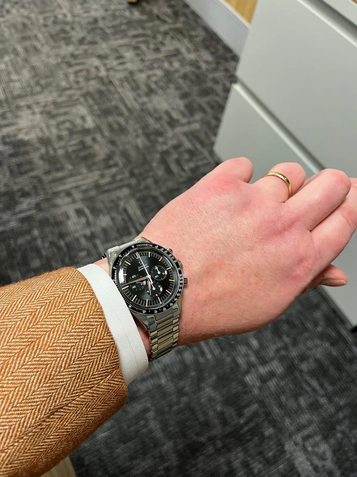 omega_7994041.webp omega_7994041.webp