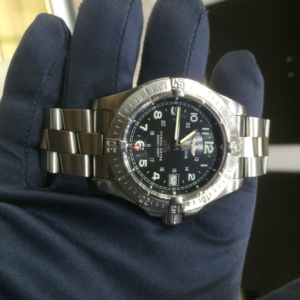 Breitling colt a74380 9.jpg