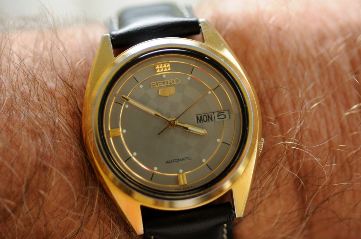 Seiko 5_100515 385.jpg Seiko 5_100515 385.jpg
