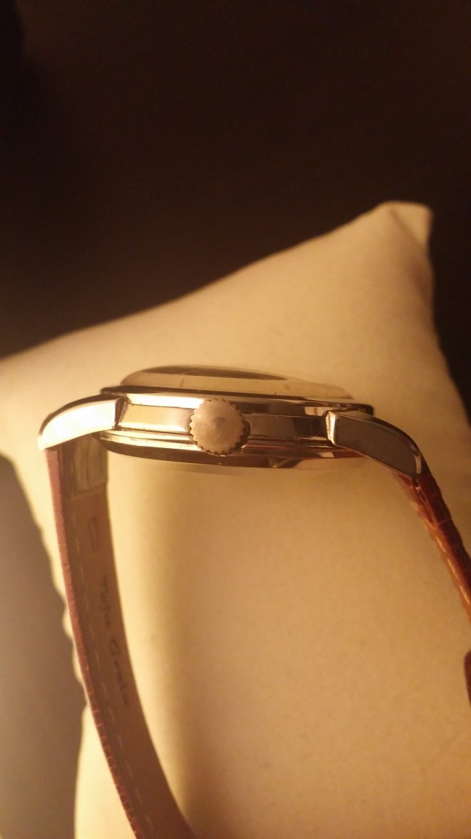 speedmaster_7.jpg speedmaster_7.jpg