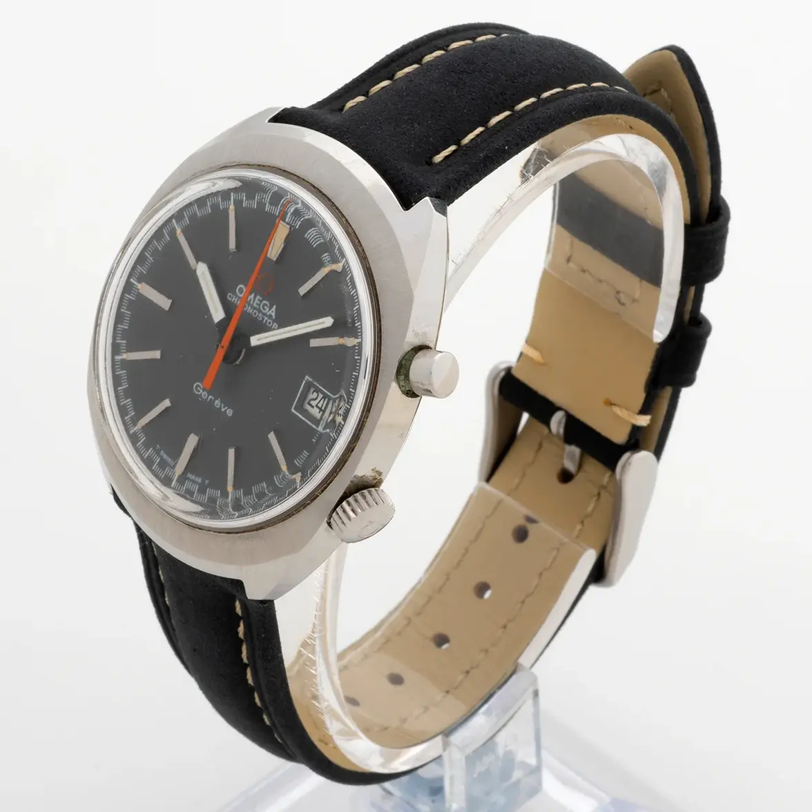 Omega-Chronostop-146.009-W5340_3.webp