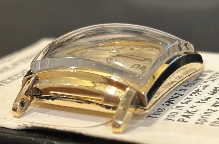 Crystal.webp Crystal.webp