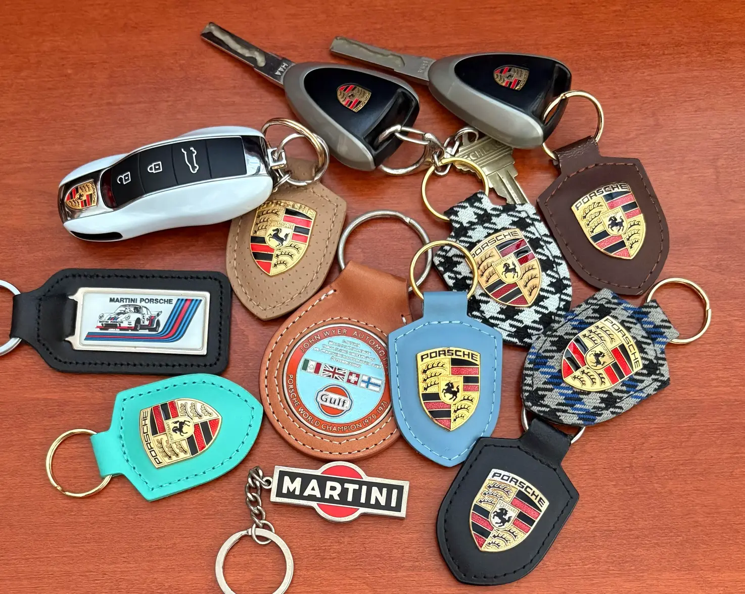 P Key Chains.webp