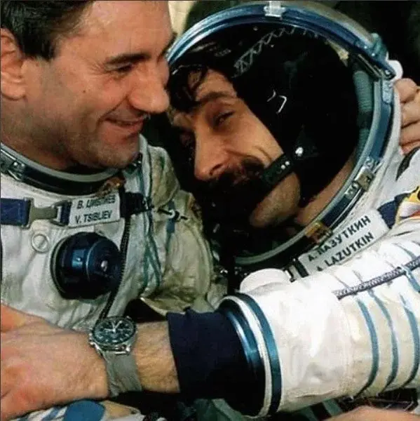 1997_TM25_Mir23.webp 1997_TM25_Mir23.webp