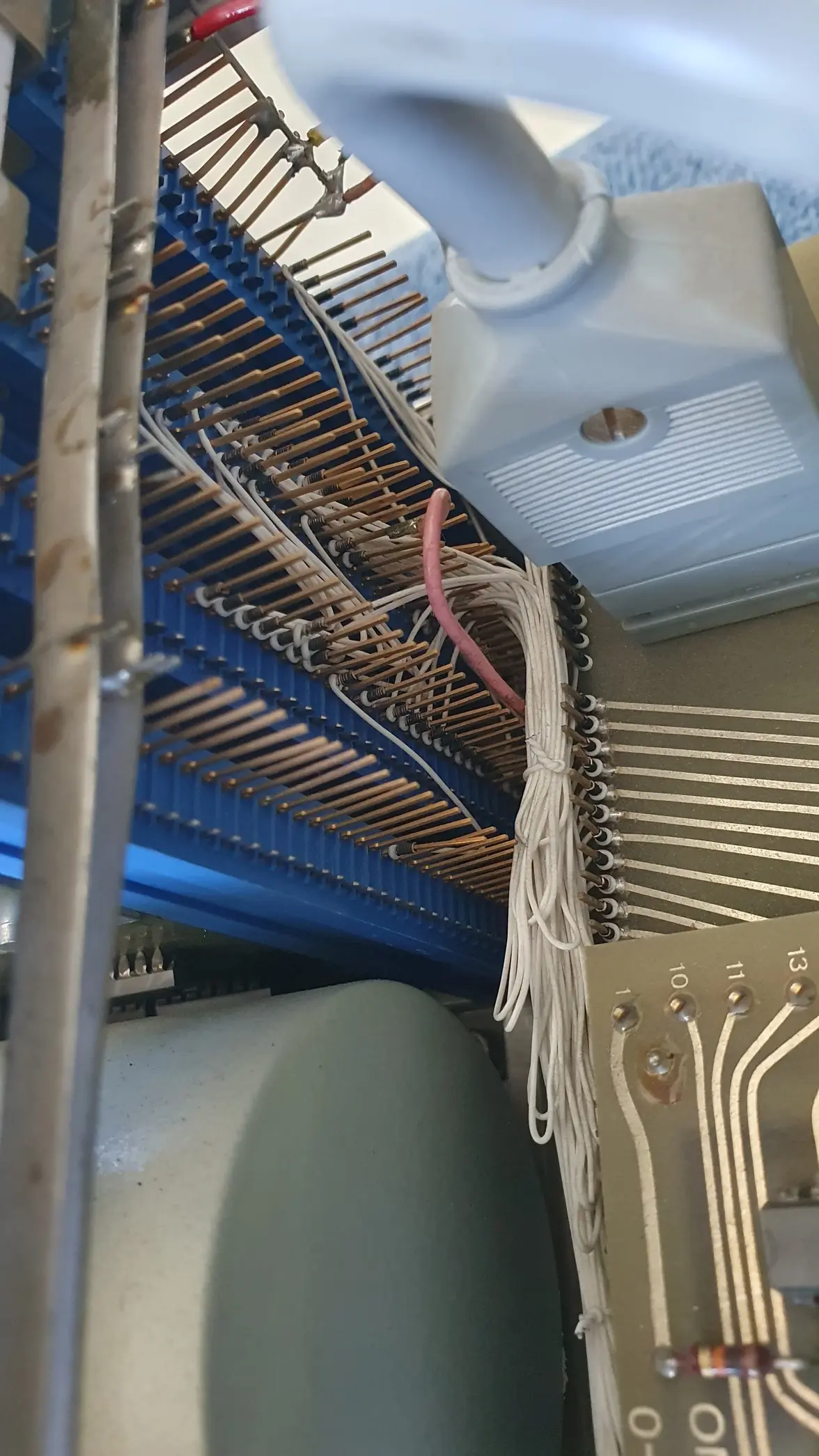 Plug in wiring.webp