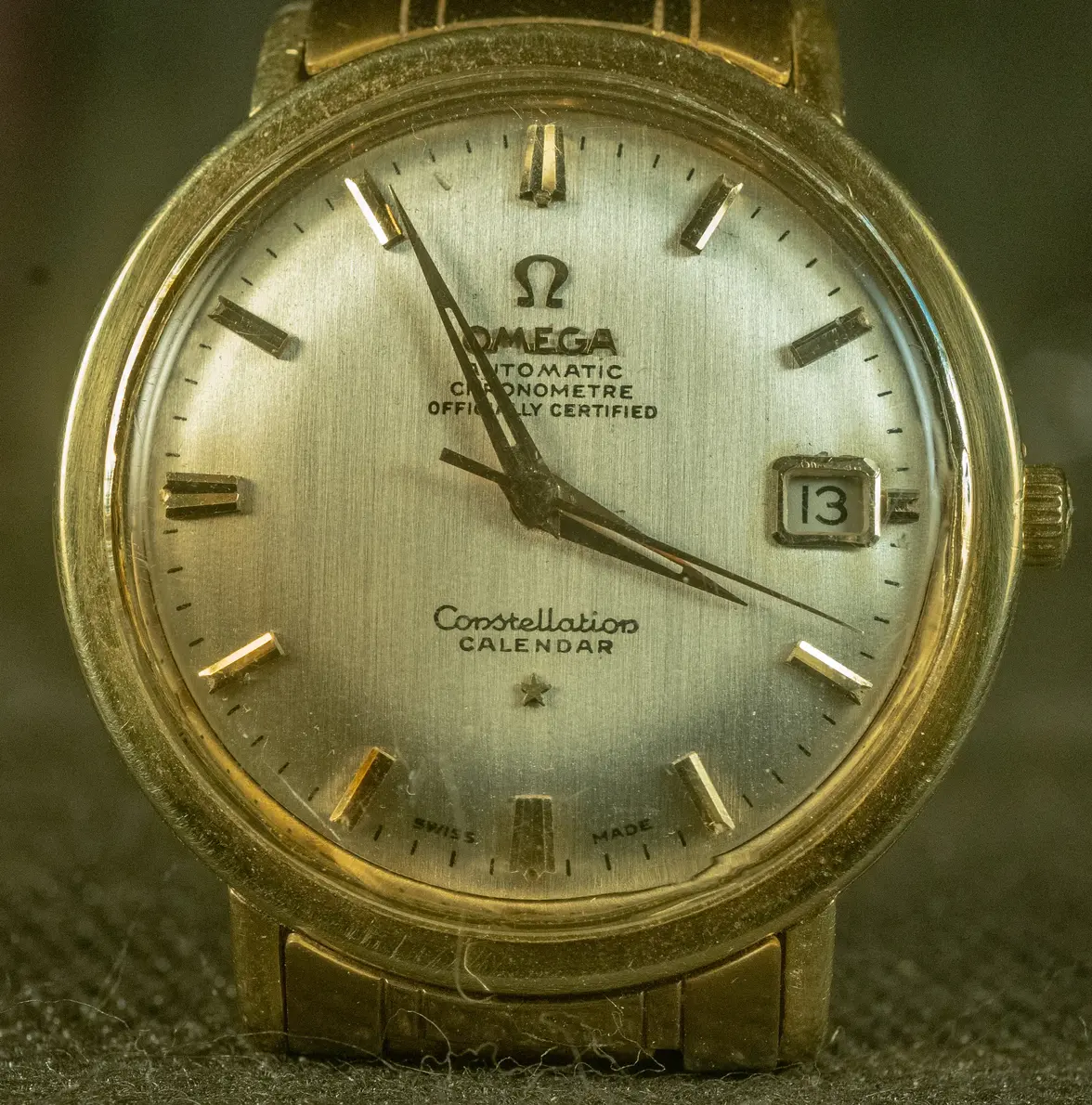 omega constellation calendar.webp