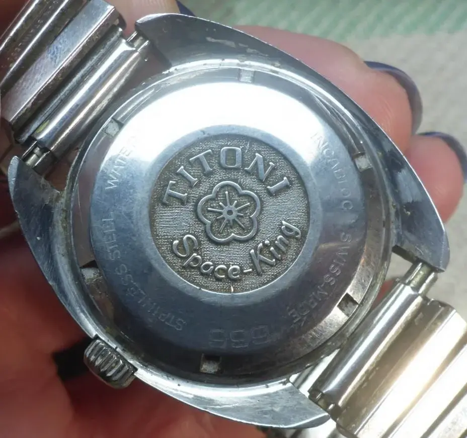 Titoni Space King 999 1a.webp