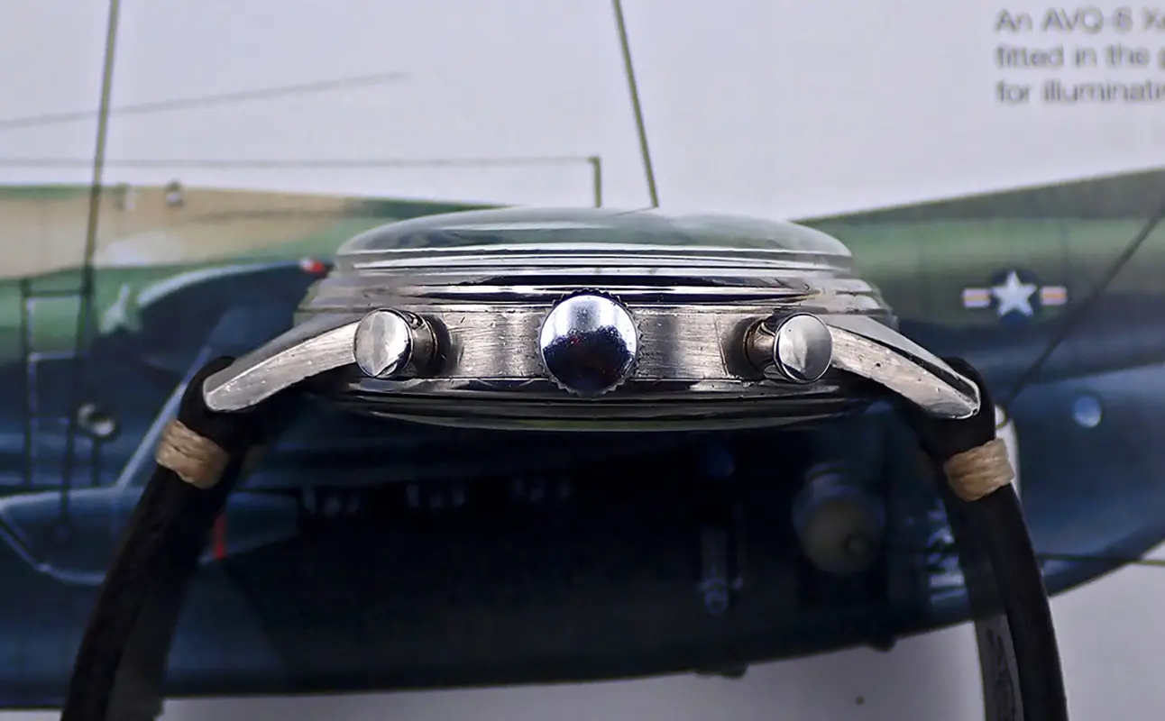 AngelusGiltMilChrono-crwn copy.webp AngelusGiltMilChrono-crwn copy.webp