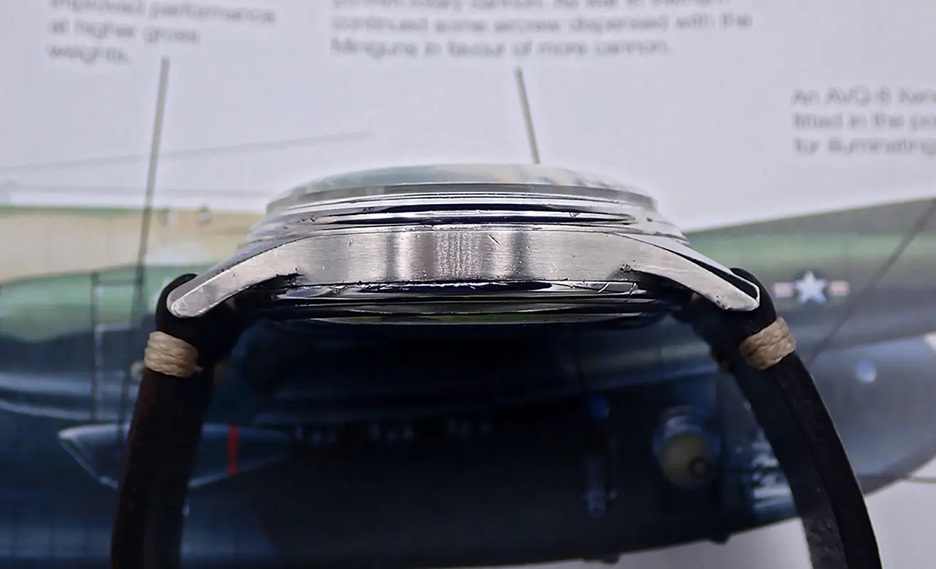 AngelusGiltMilChrono-sd copy.webp AngelusGiltMilChrono-sd copy.webp