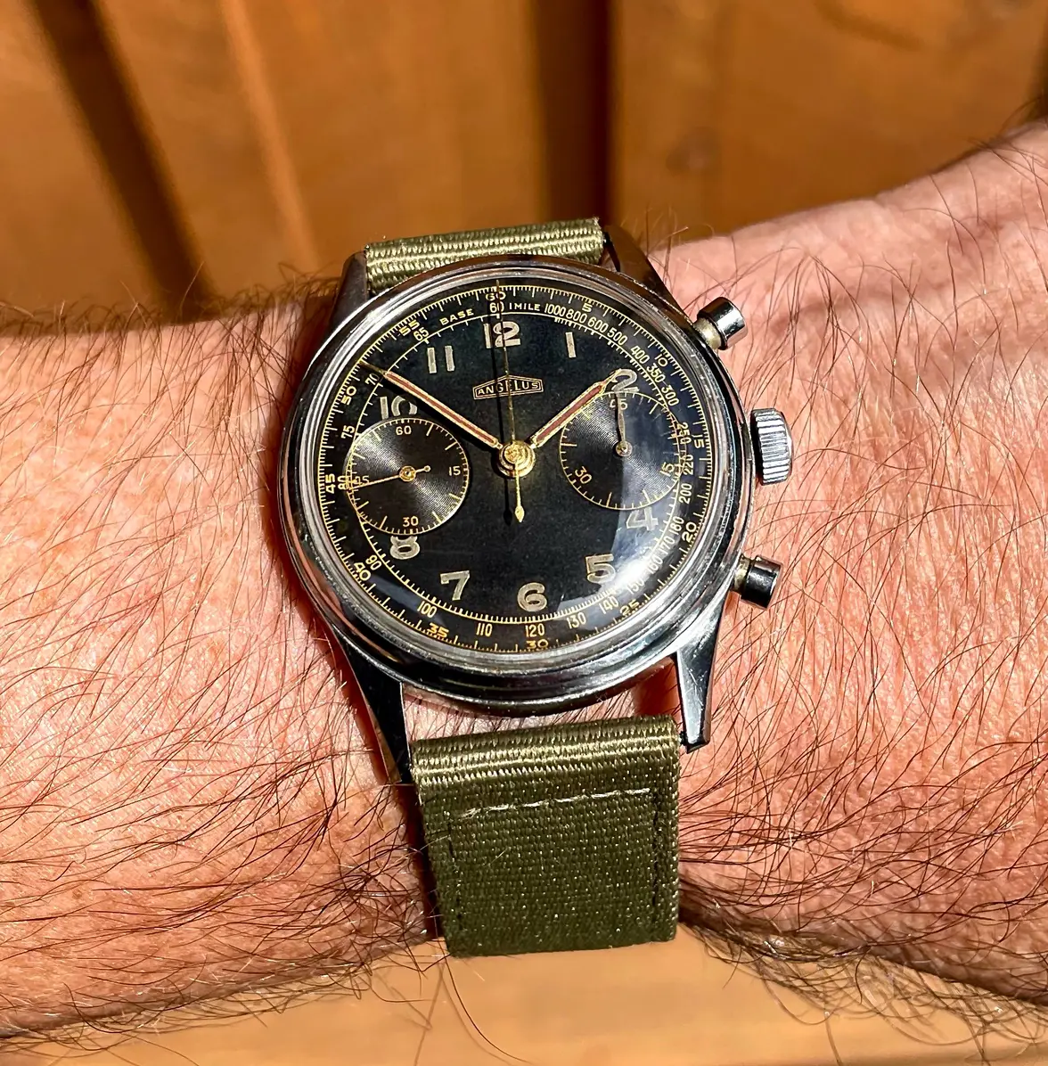 AngelusWrst-alt1.webp AngelusWrst-alt1.webp