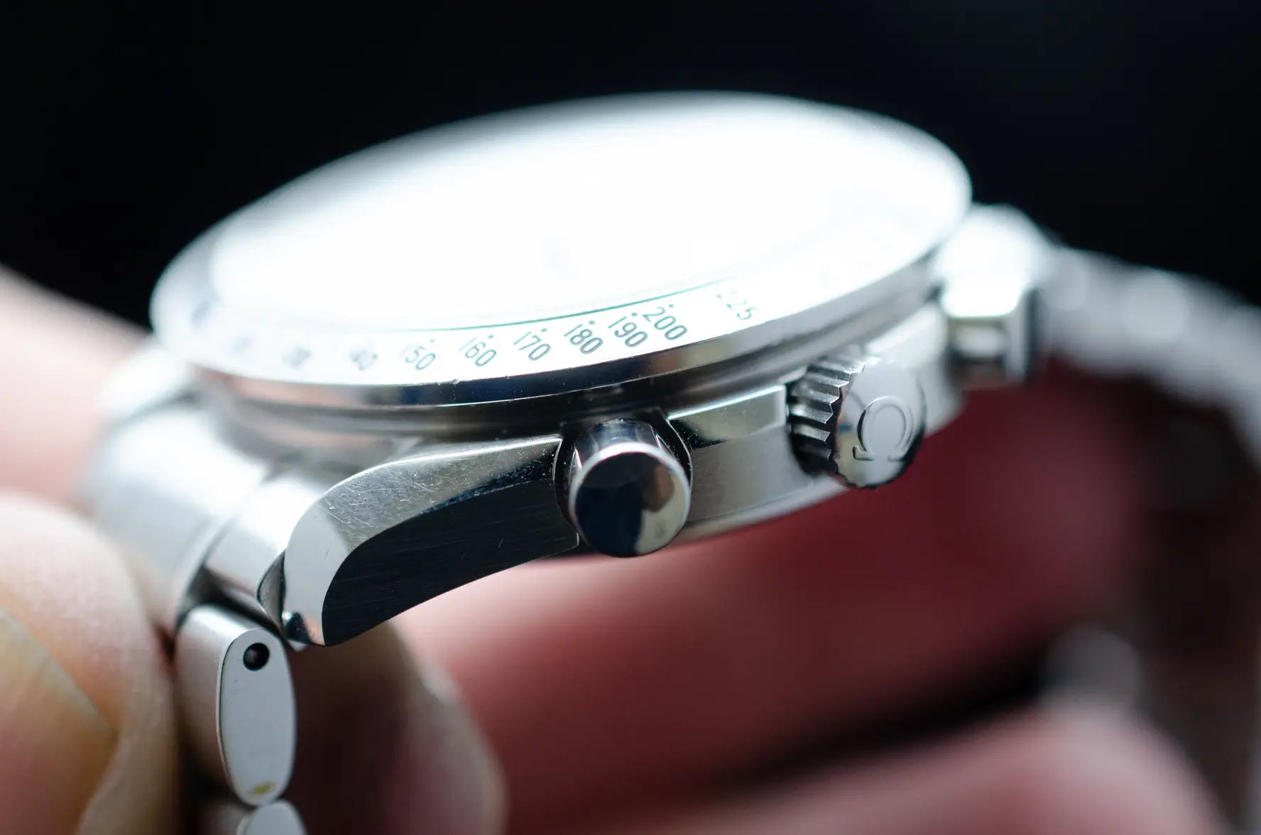 Omega Speedmaster Auto Date-6342.webp