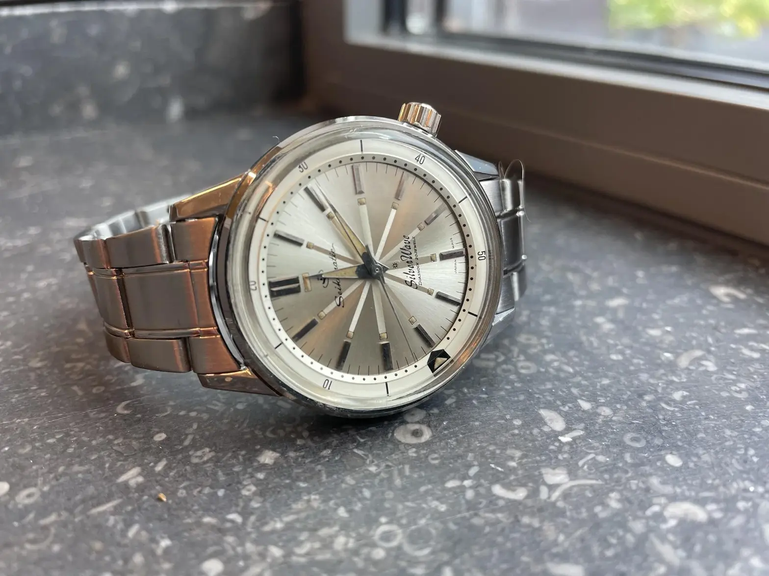 mpW4ZnD.webp mpW4ZnD.webp