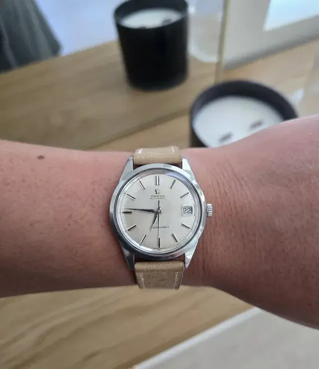 wts-1969-omega-seamaster-sunburst-champagne-dial-800-v0-g1uqooi1lvef1.webp