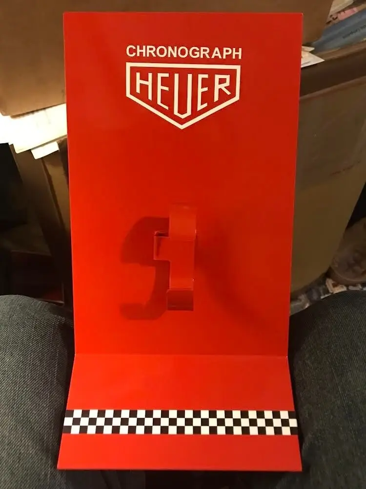 Heuer Display 01.webp