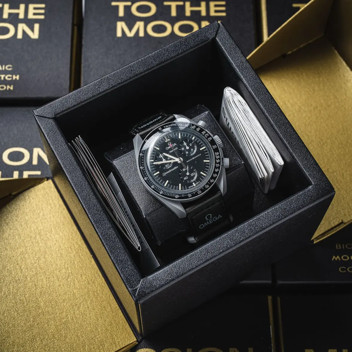 03_SO33M102-105_Pink Moon_05.2023.webp