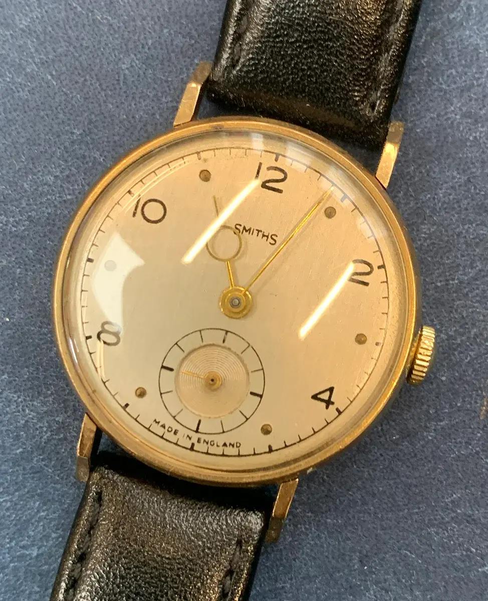 Smiths 1940s-watch face.webp