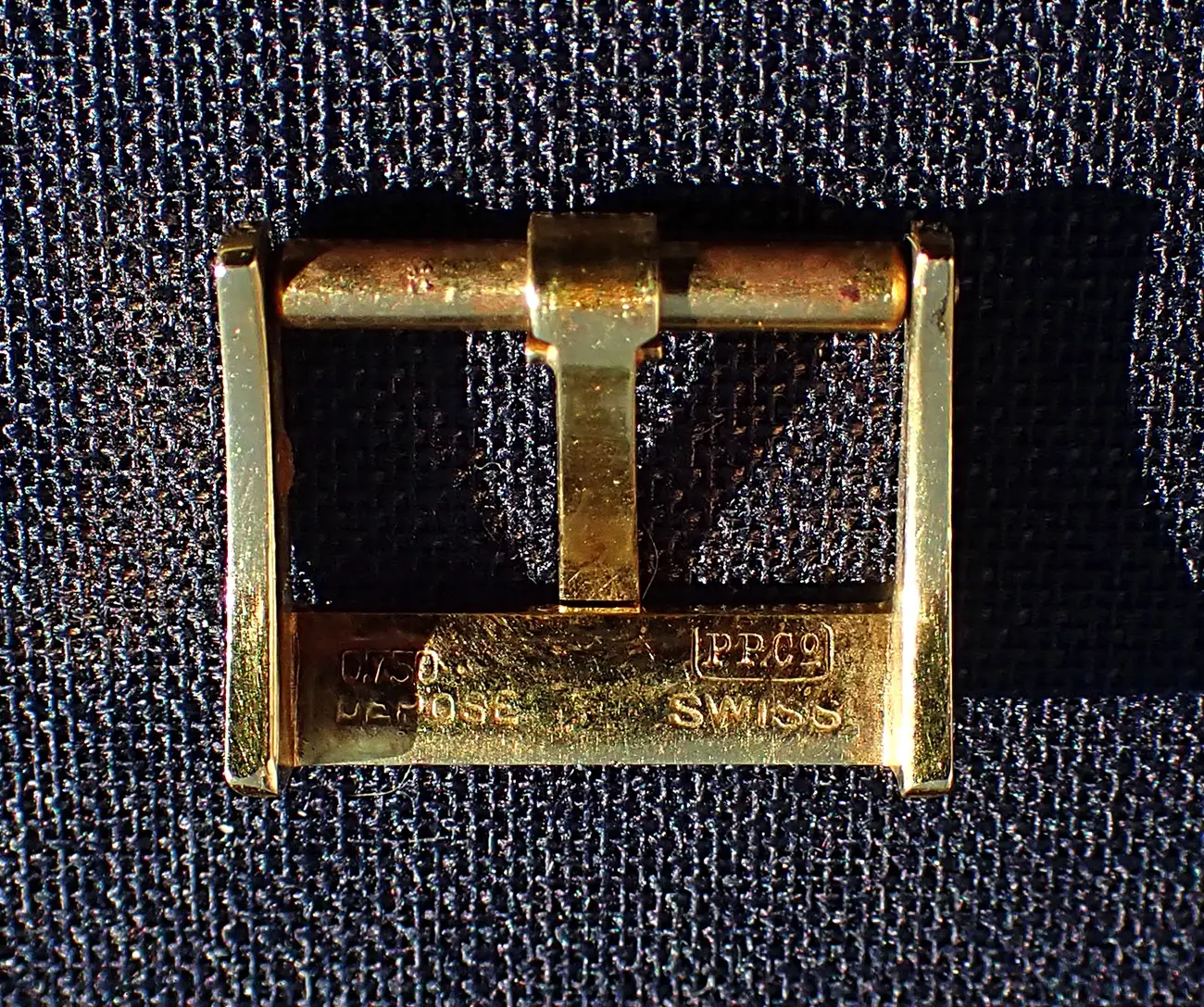 PatekYGSqBkl_2-innr copy.webp