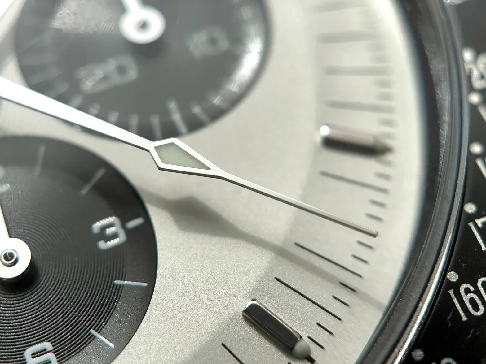 08_Mitsukoshi_macro (4).webp