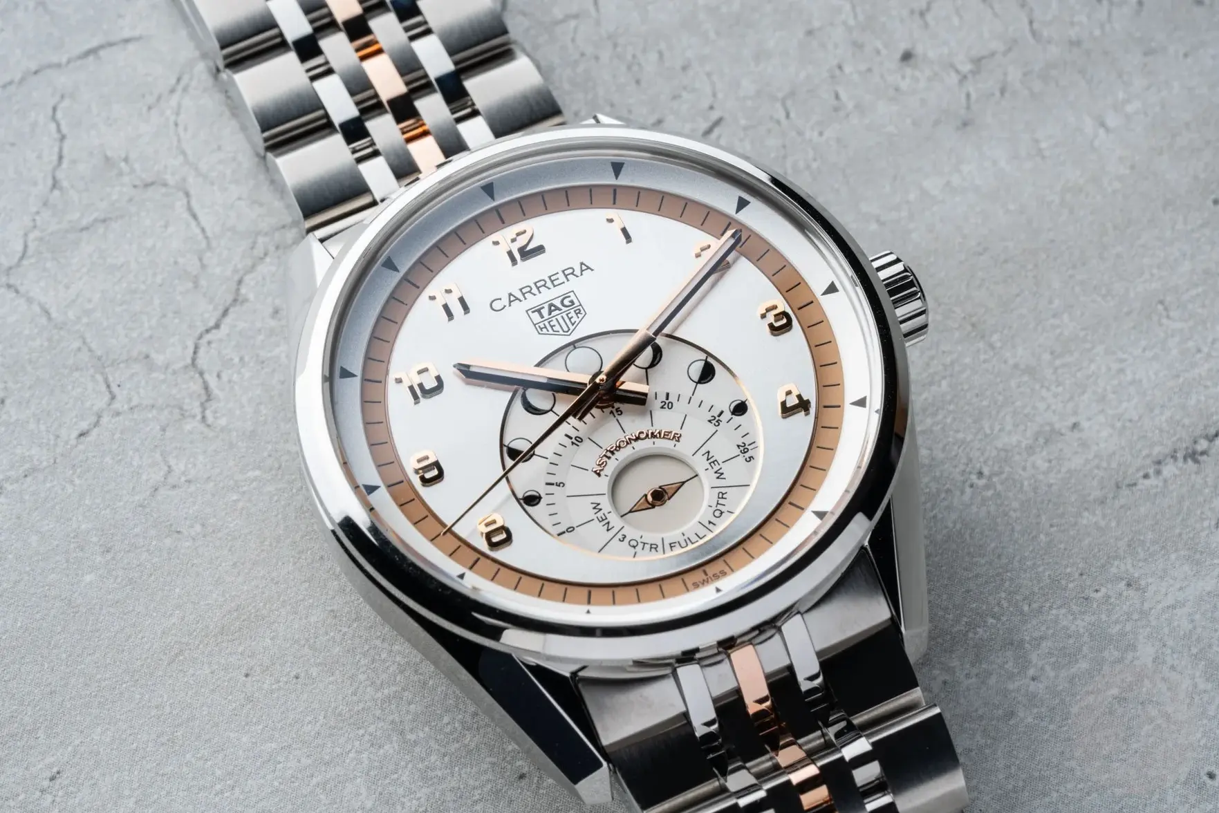 TAG-Heuer-Carrera-Astronomer-6-2.webp