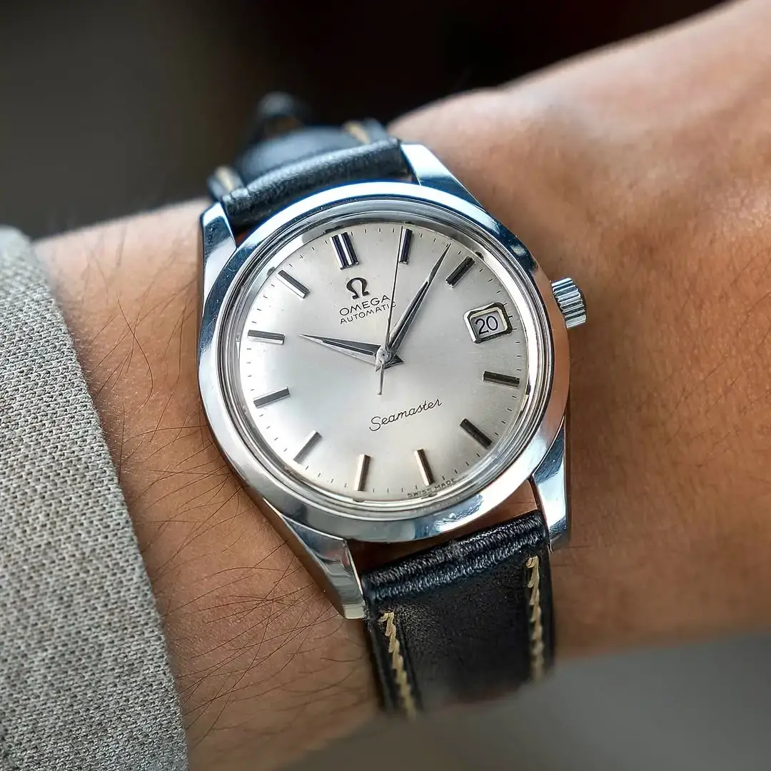 Omega Seamaster Date Ref. 166.010 - Onyx DialClean, balanced, and timeless - this Seamaster c...webp