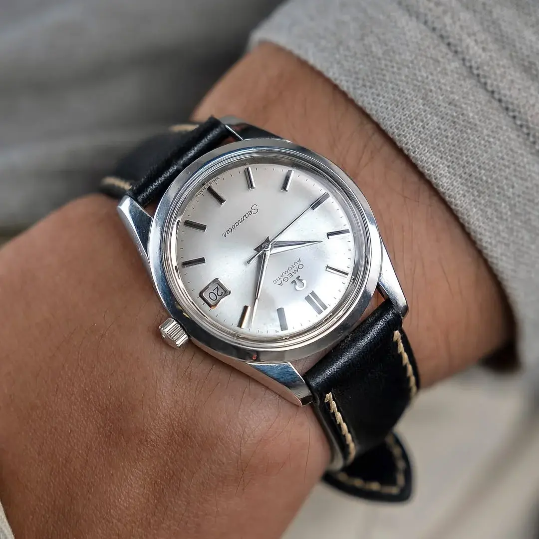 Omega Seamaster Date Ref. 166.010 - Onyx DialClean, balanced, and timeless - this Seamaster c...webp