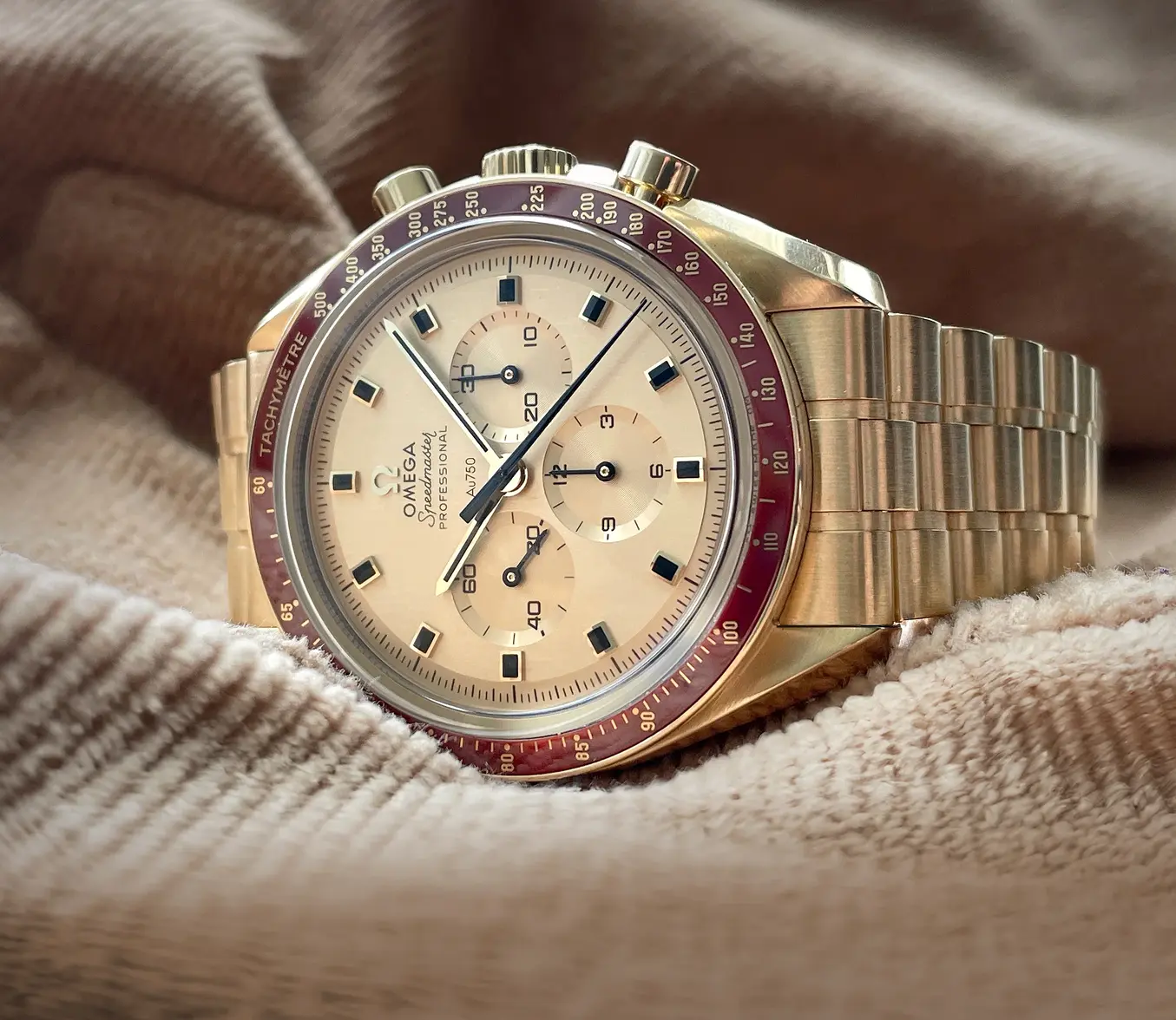 Speedmaster_Moonshine50th (27).webp