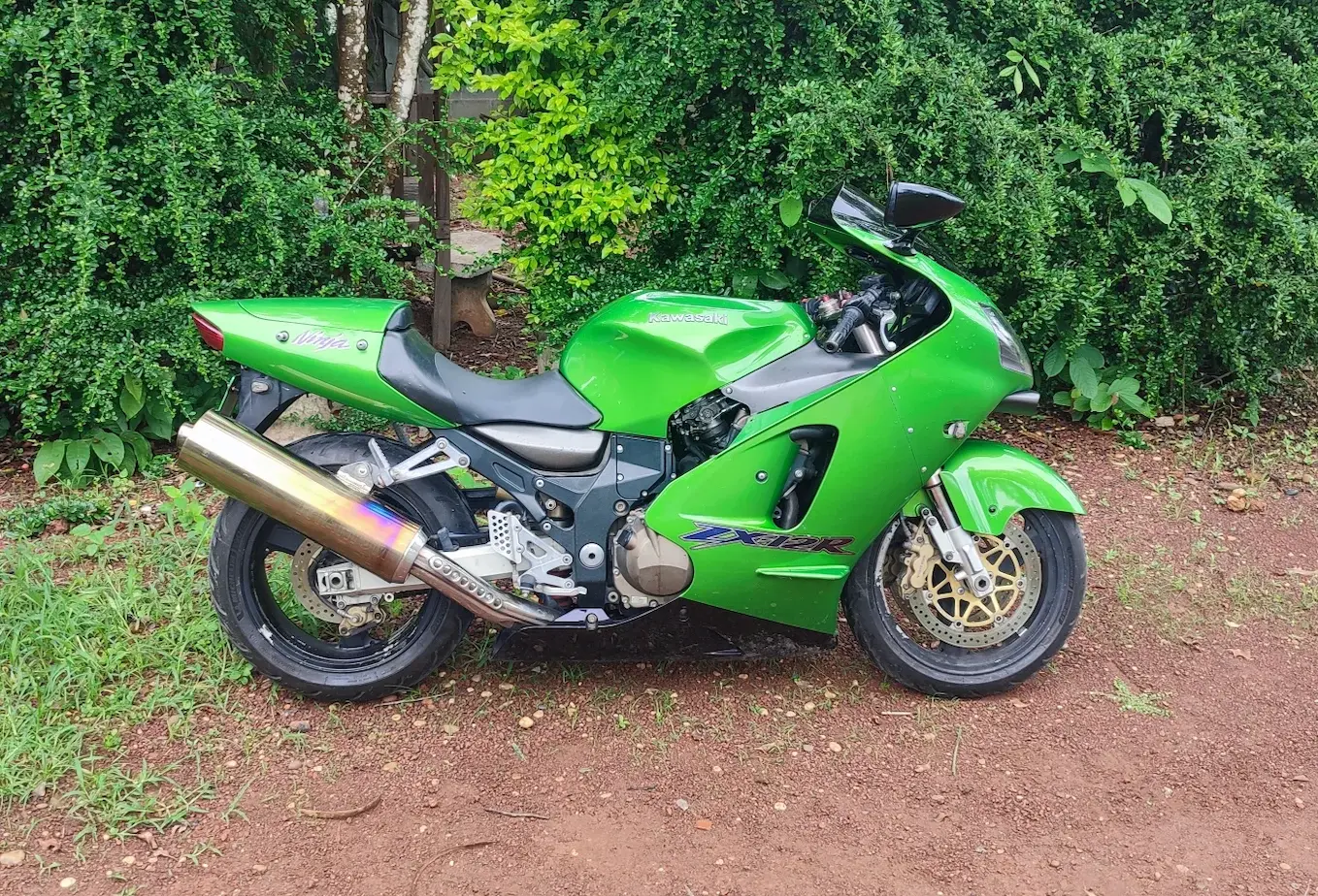 ZX12r.webp