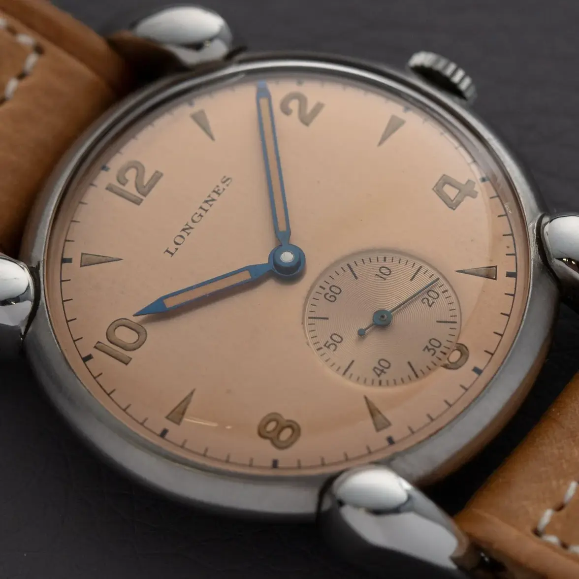 rare-1940er-longines-salmon-stainless-steel35mm-fancy-lugs (3).webp