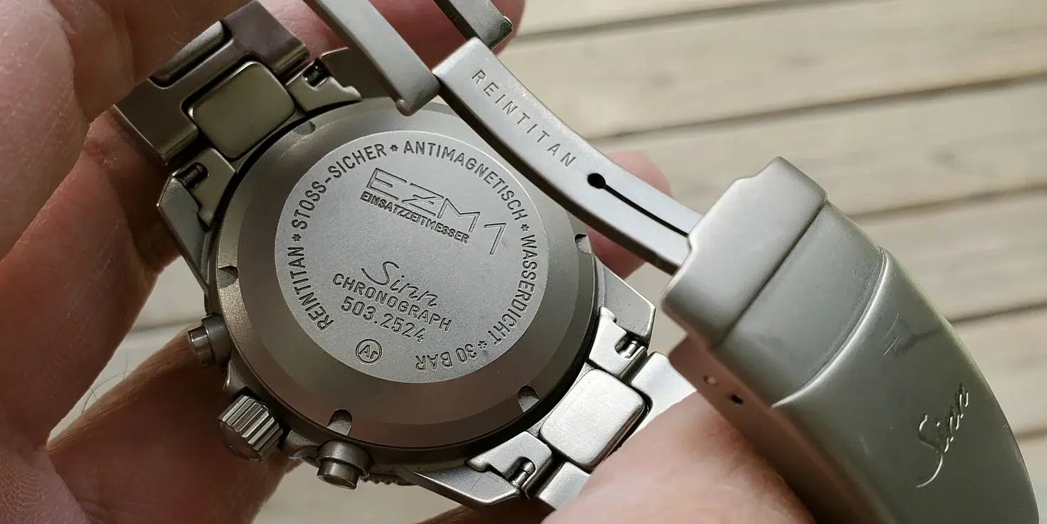 EZM1 back 20251010_155653.webp