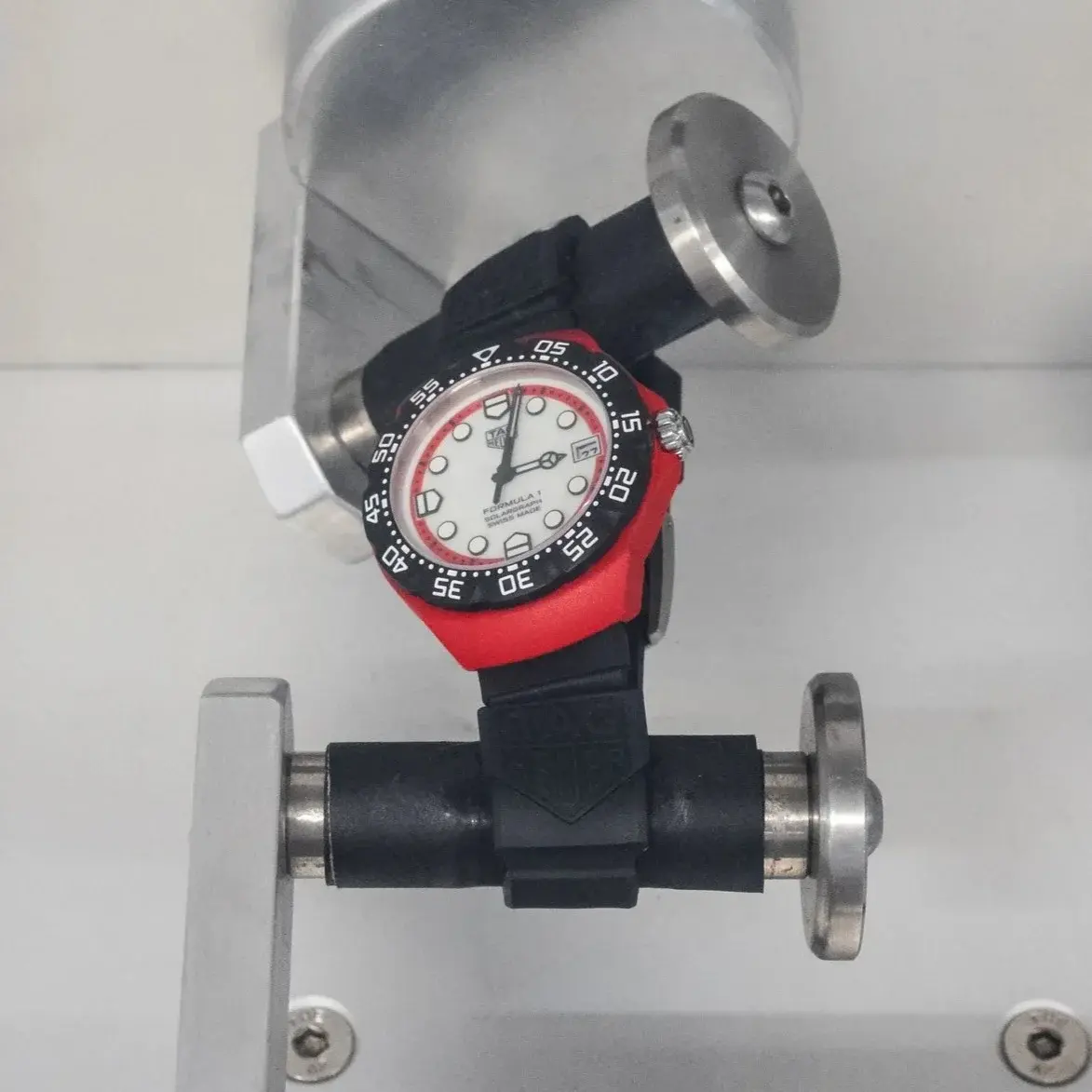 2502-WIRED-TAGHEUER-RAW-889 z.webp