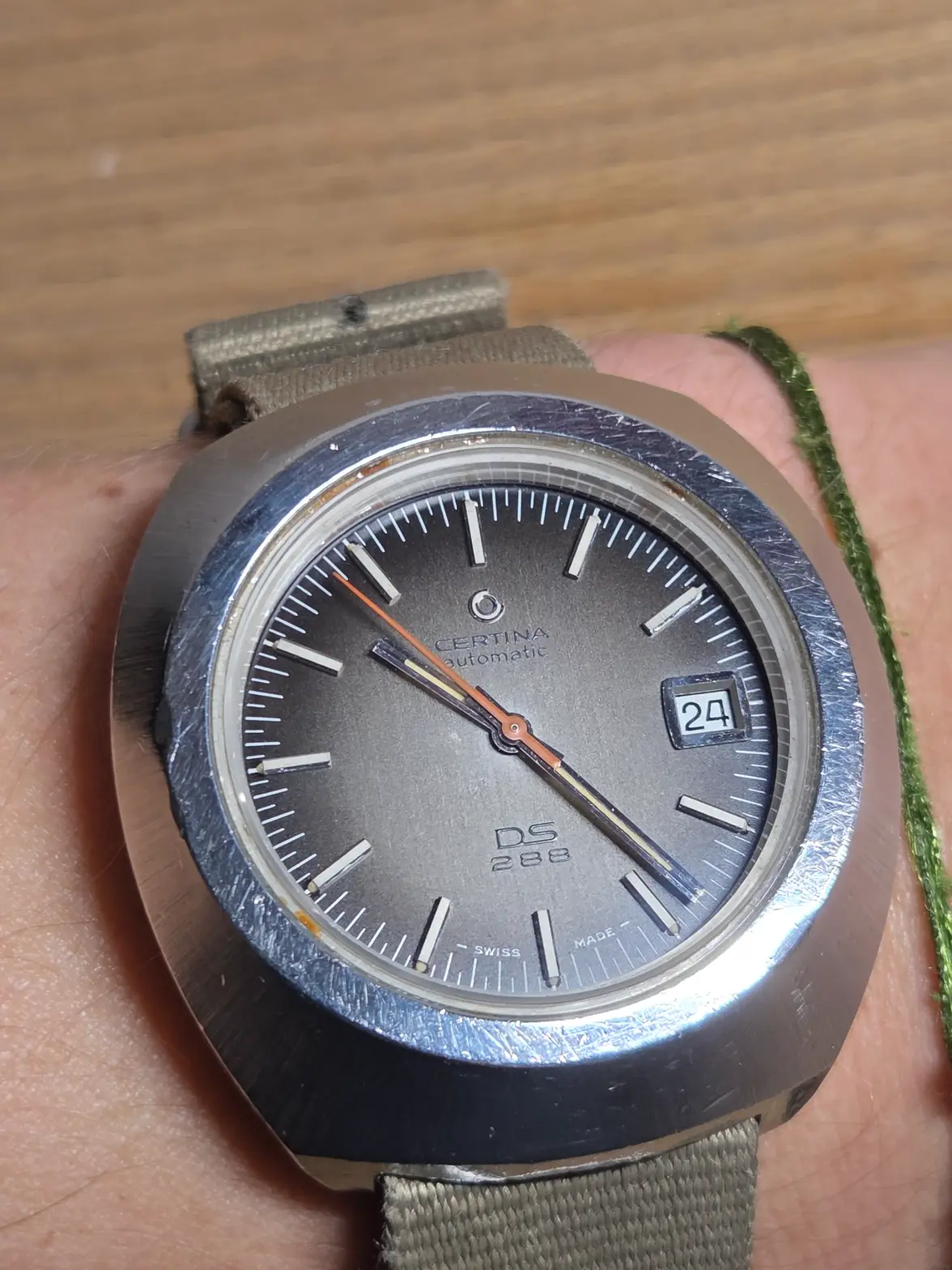 20251028_225803.webp 20251028_225803.webp