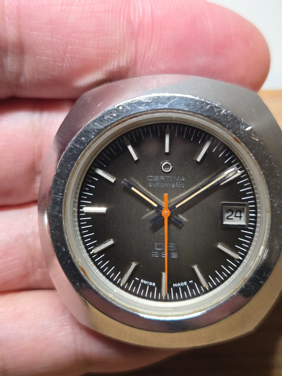 20251028_224340.webp 20251028_224340.webp