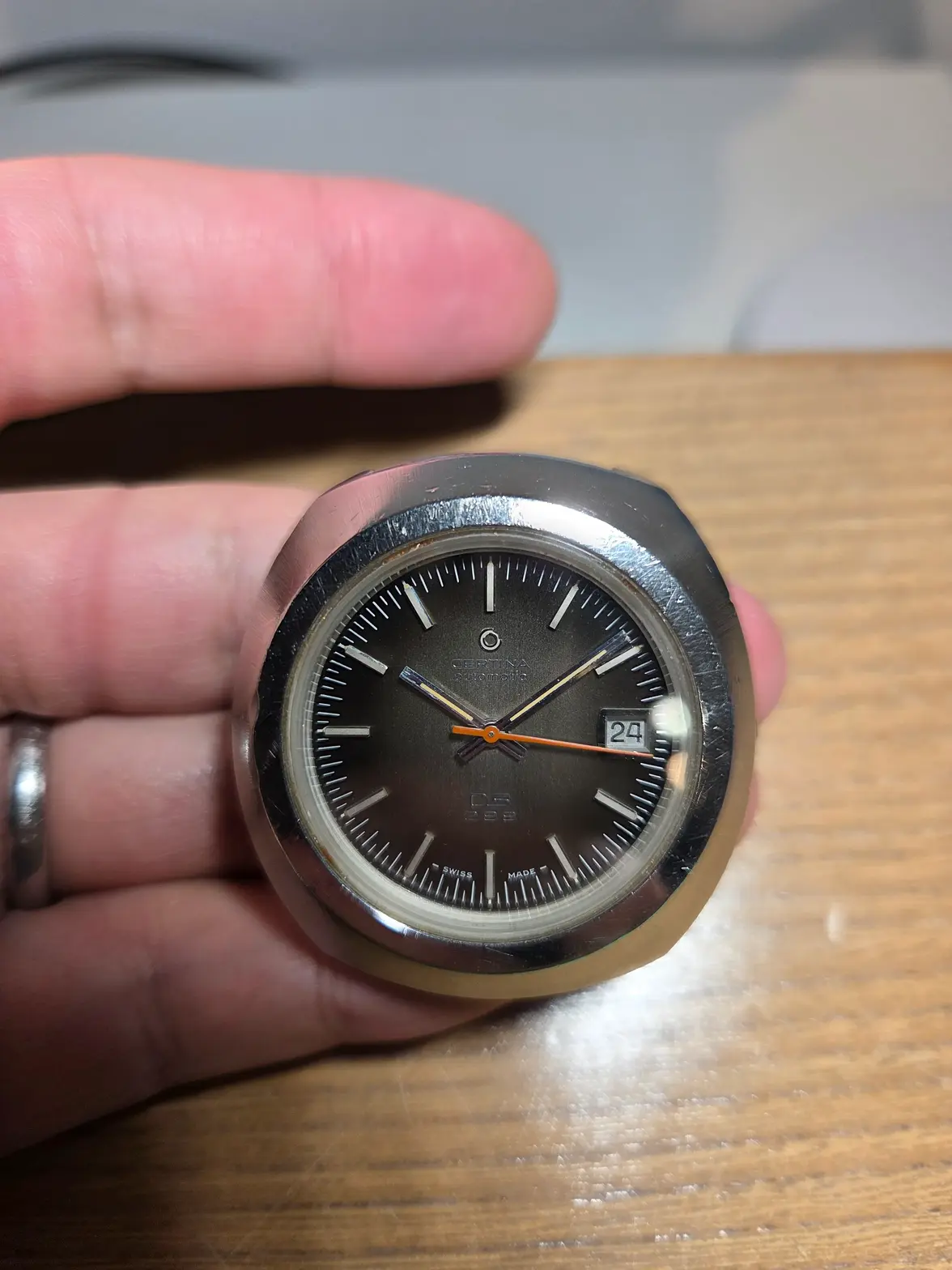 20251028_224326.webp 20251028_224326.webp