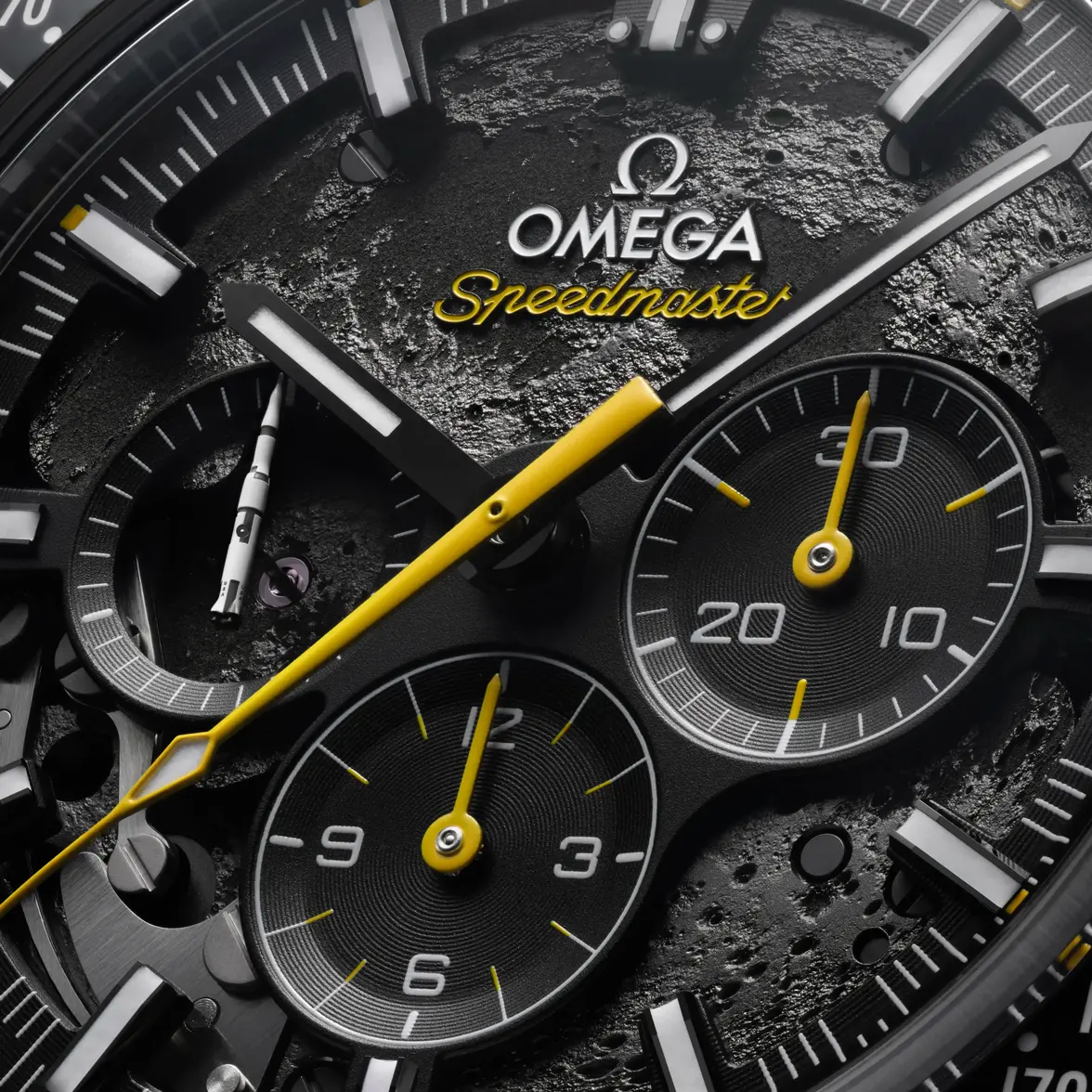 Omega_Speedmaster_Dark_Side_Apollo8_06-scaled.webp
