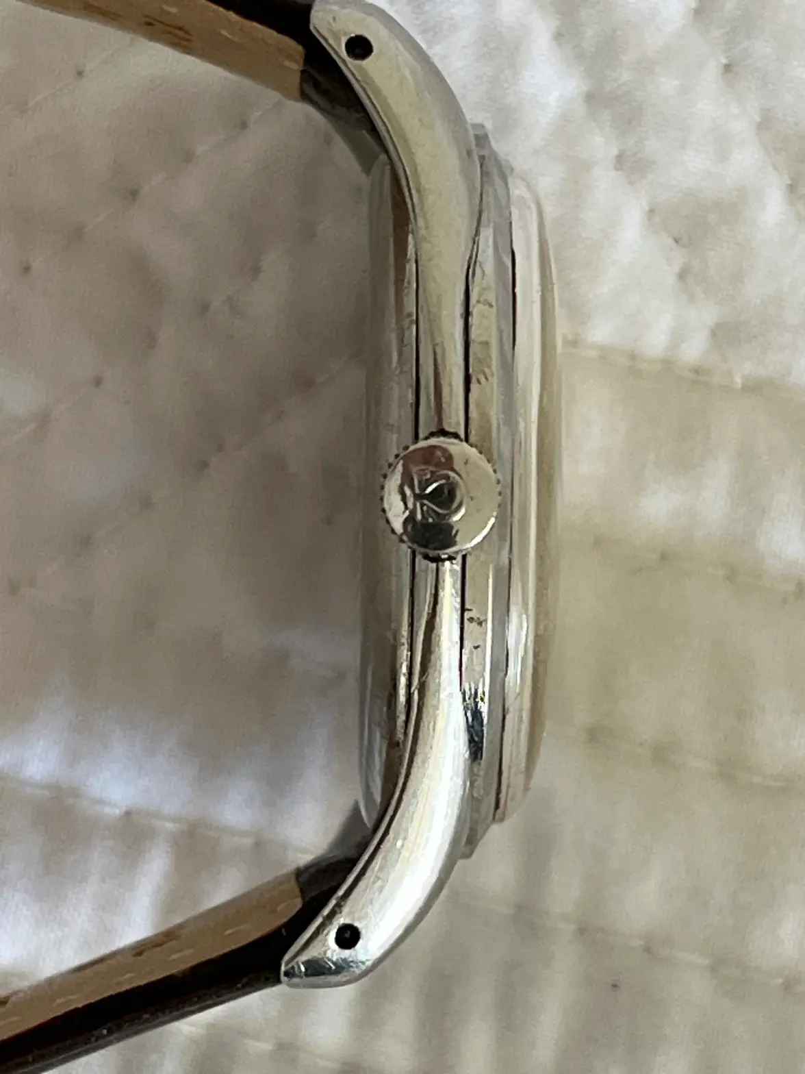 1947 Omega side view.webp