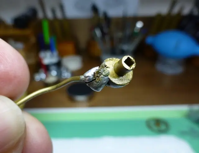 Hammer2.webp Hammer2.webp