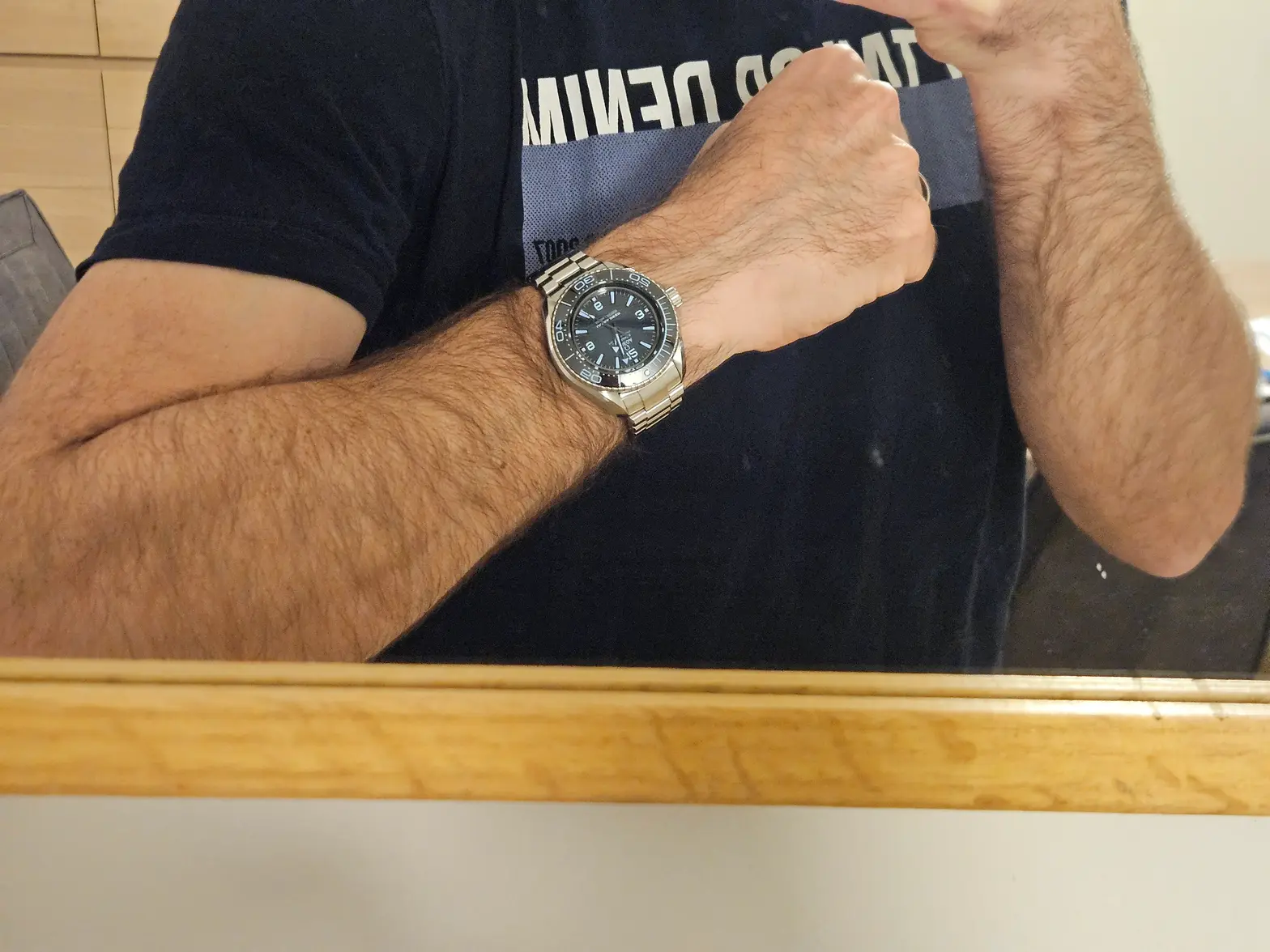 20251125_225643.webp 20251125_225643.webp