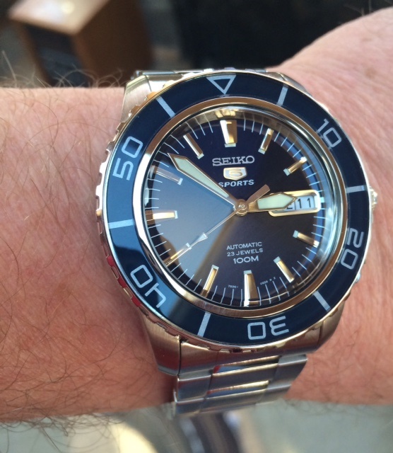 blue seiko diver.jpg